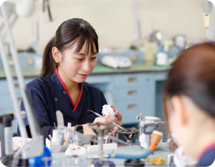歯科技工士科